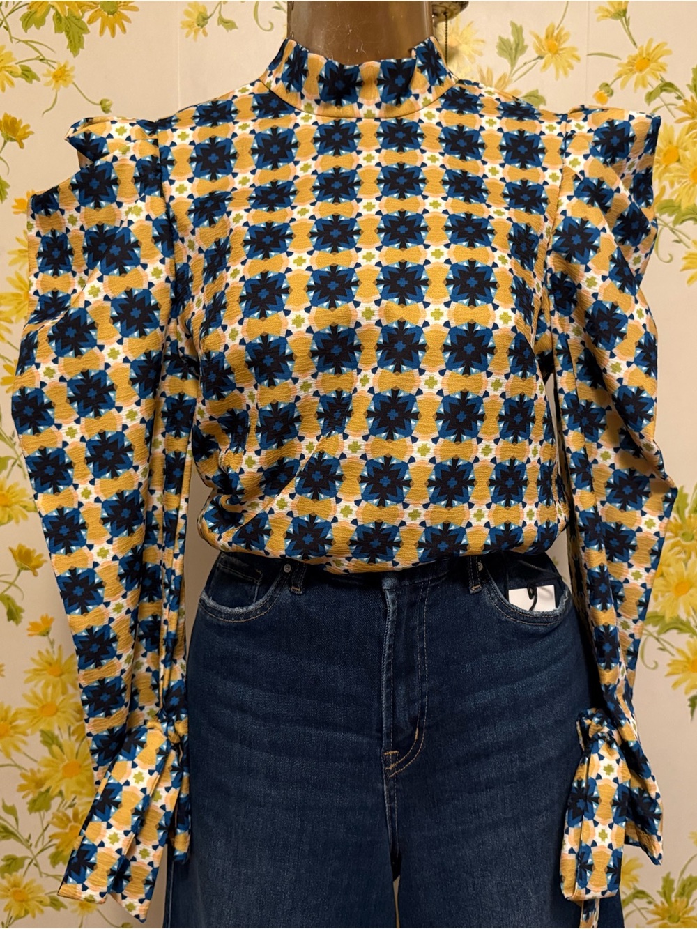 Ina Yellow and Blue High-Neck Puff Sleeve Blouse size M - Picture 2 of 15